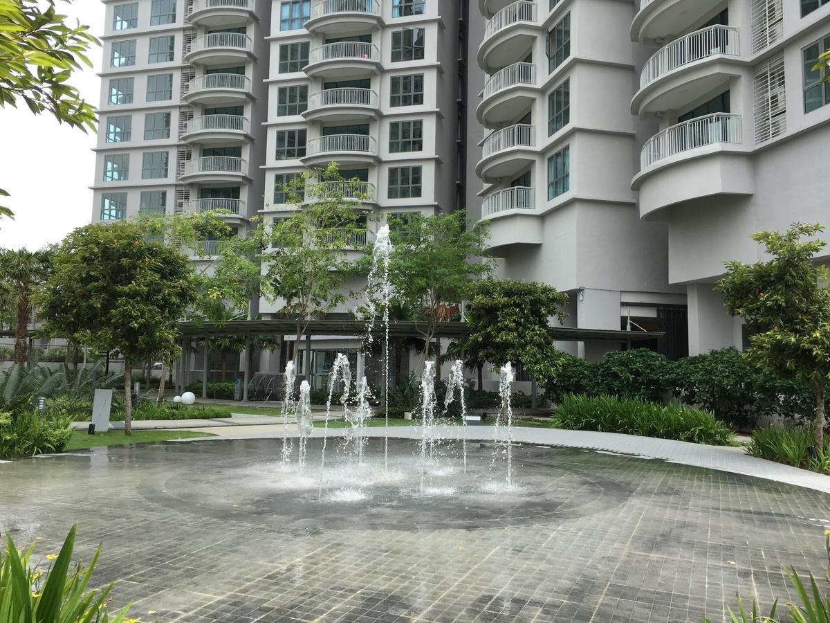 Teega Residence @ Cosy Seafront Living Nusajaya  Extérieur photo